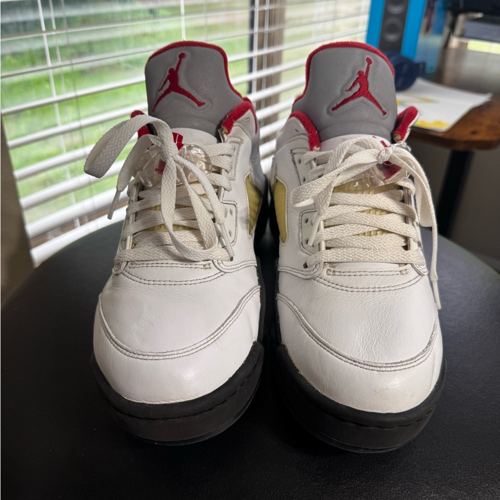 Jordan 5 Low Men's White and Red Golf Sneakers